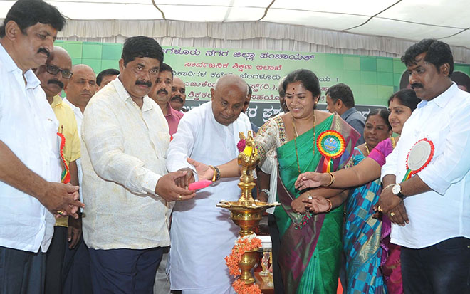 ಶಿಕ್ಷಕರು ಮನಸ್ಸು ಮಾಡಿದರೆ ನವಭಾರತ ನಿರ್ಮಾಣ ಸಾಧ್ಯ: ದೇವೇಗೌಡ